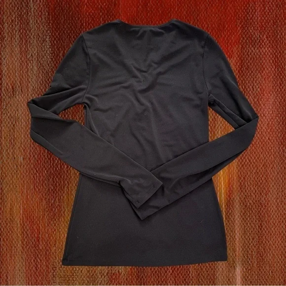 EXPRESS Women’s Front Tie Blouse - Picture 2 of 11